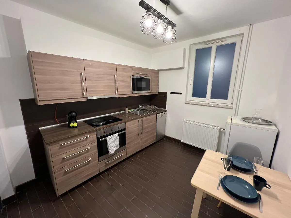 Azure King Residence In The Heart Of Budapest Appartamento